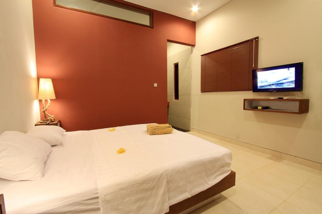 Saren Guest House Canggu الغرفة الصورة